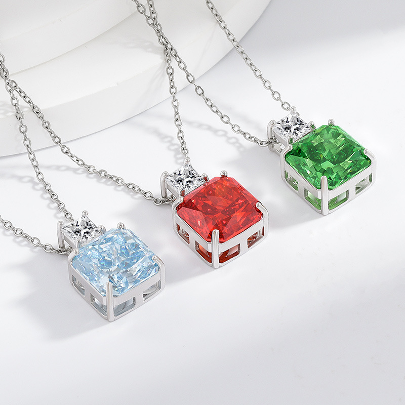 จี้เพชรทรงสี่เหลี่ยมคาร์บอนสูง - Perfume Fine Fragrance บทวิจารณ์และราคา